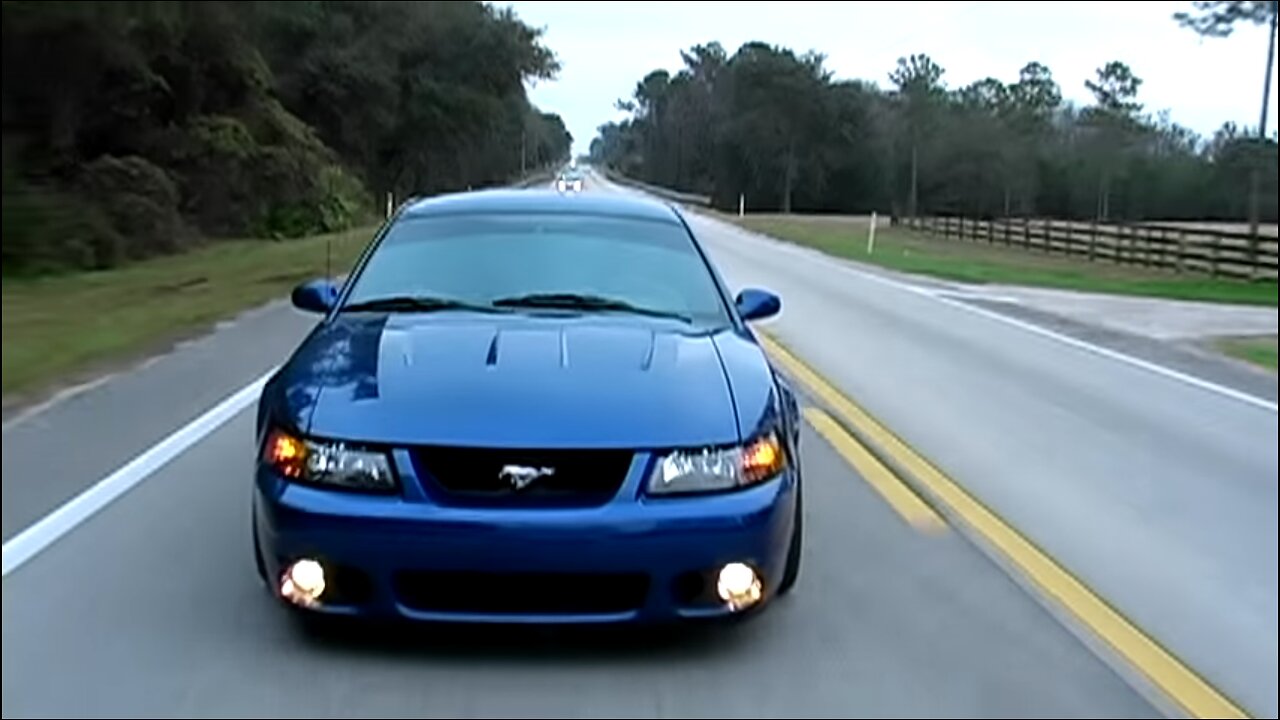 Original Sonic Blue Ford Mustang SVT Cobra "Terminator" - IMV Films