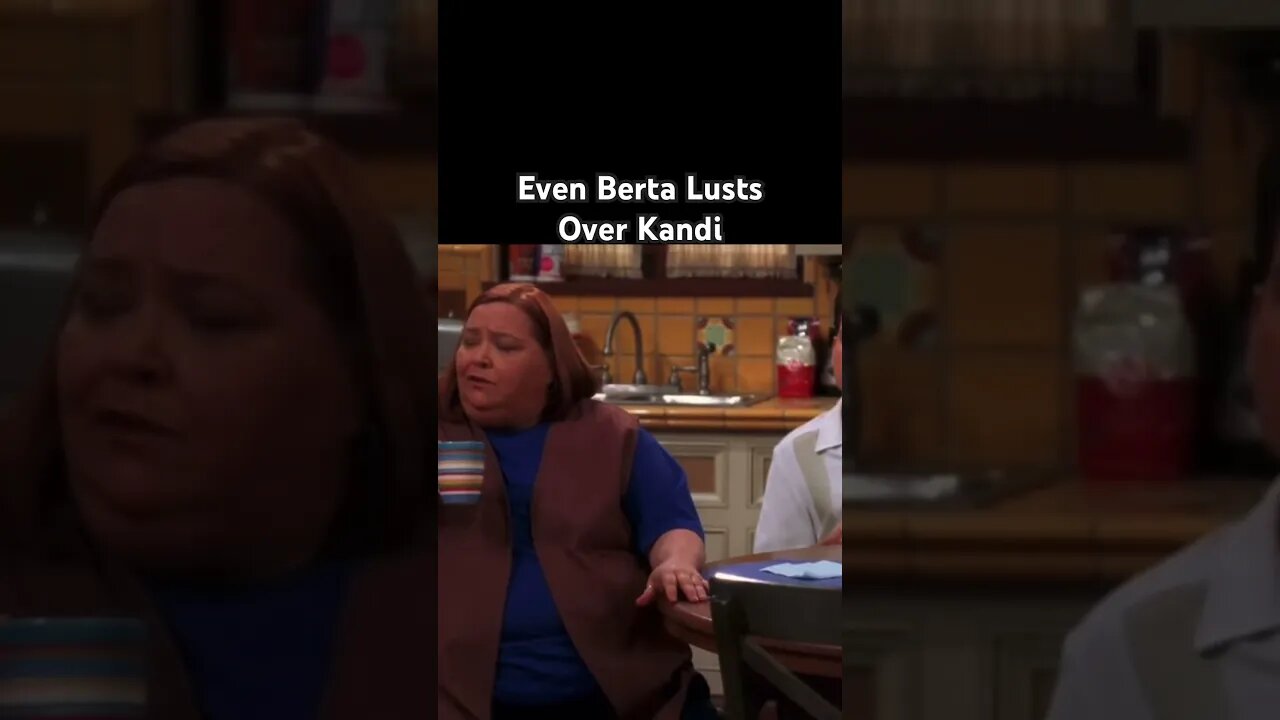 Two and a Half Men - Kandi Moves In