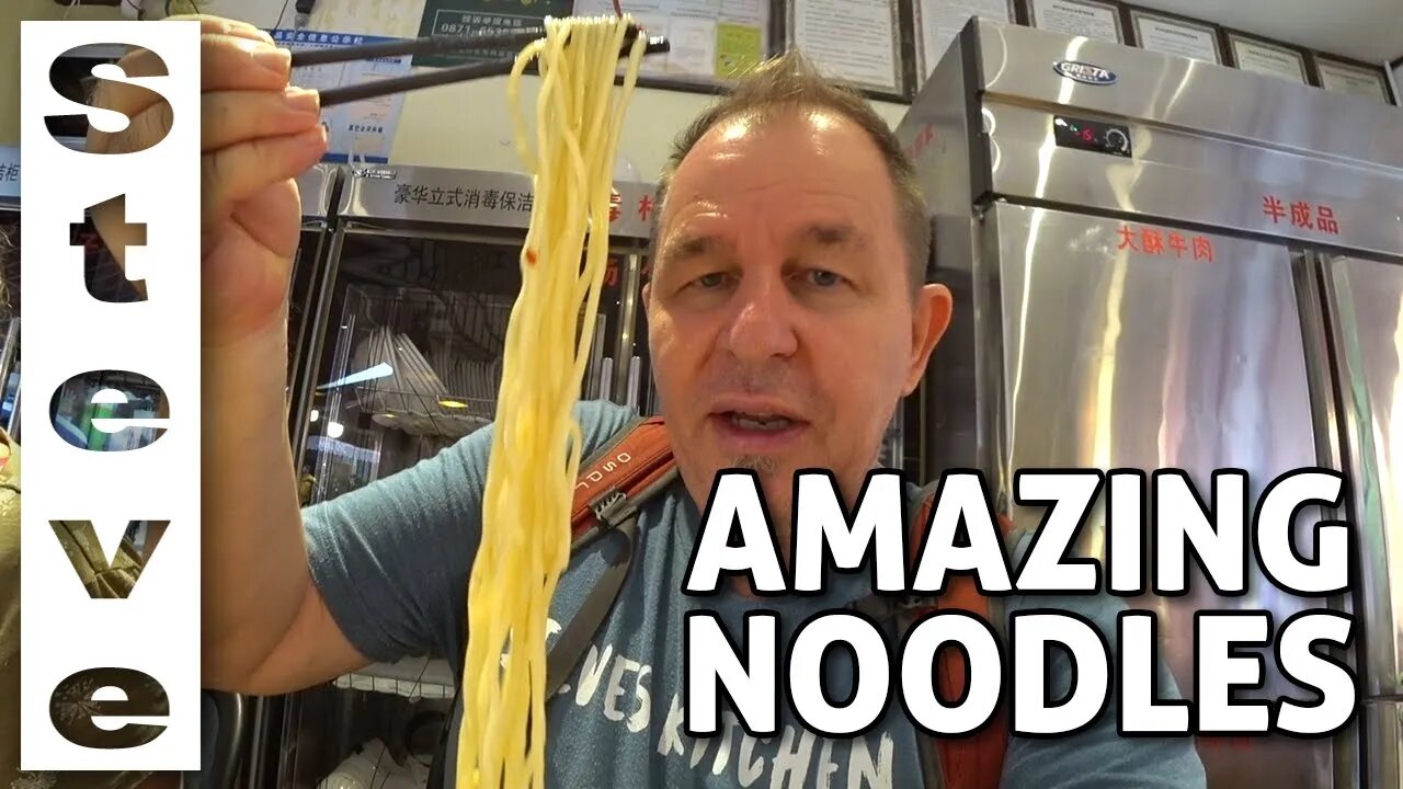 AMAZING CHINESE NOODLES 🇨🇳 - Better than Ramen?