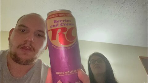 RC Cola berries and cream -drink review￼￼.