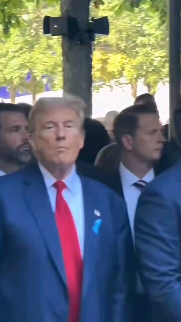 When Zeke’s meal gets presidential approval! 😂