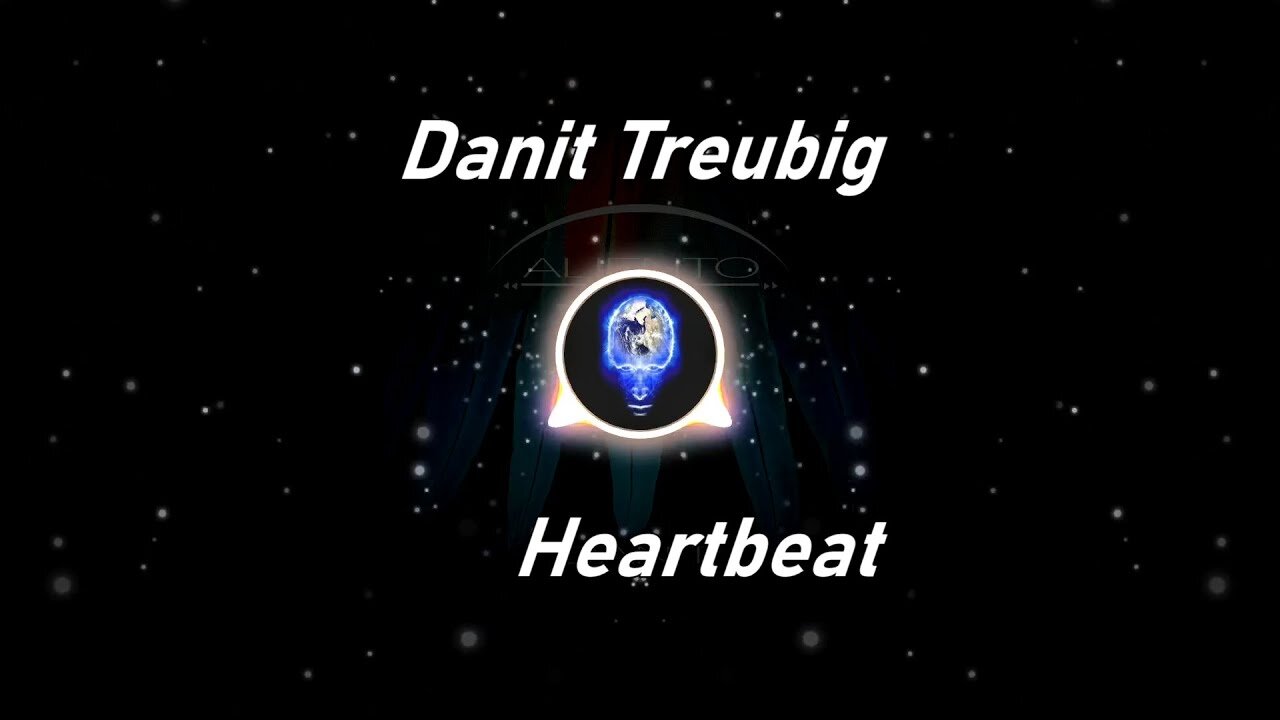 Danit Treubig | Heartbeat (Lyrics)