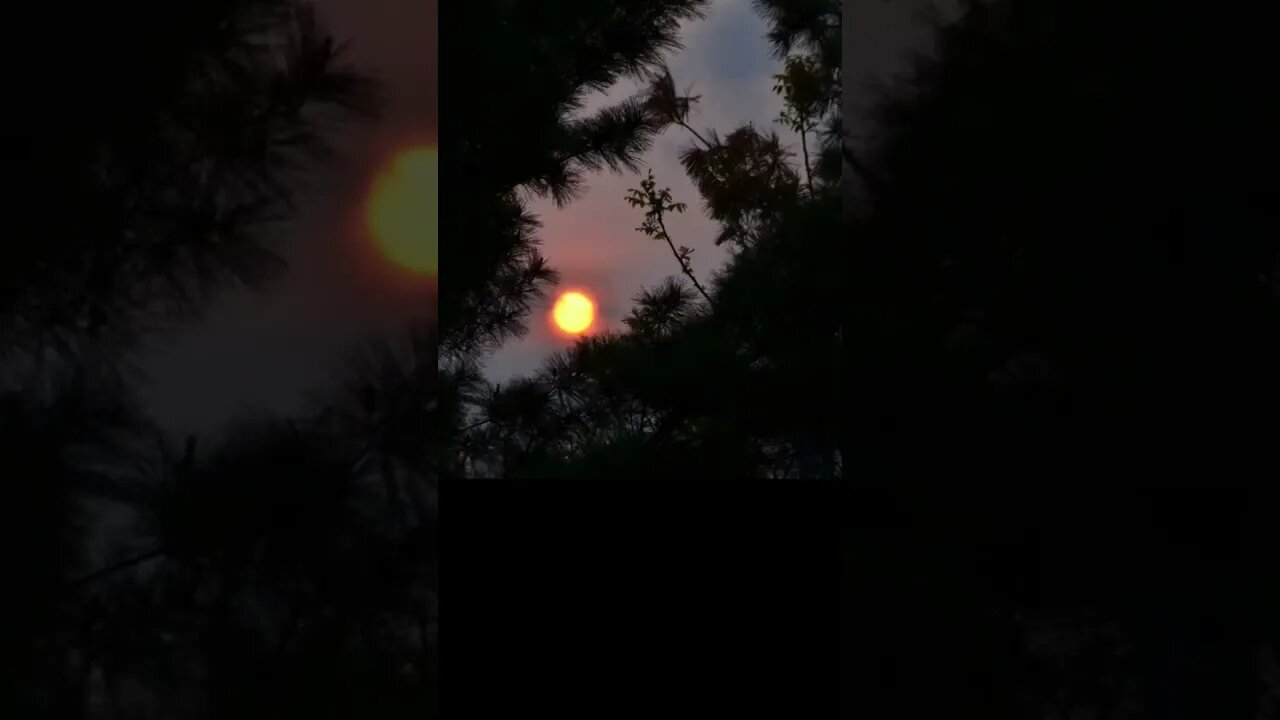 Hazy Sun Set On The Mississippi River This Evening