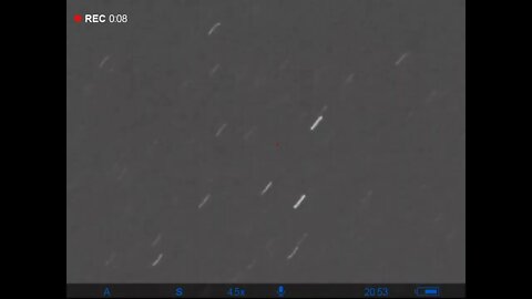 slow object/hyper speed UFO flyby