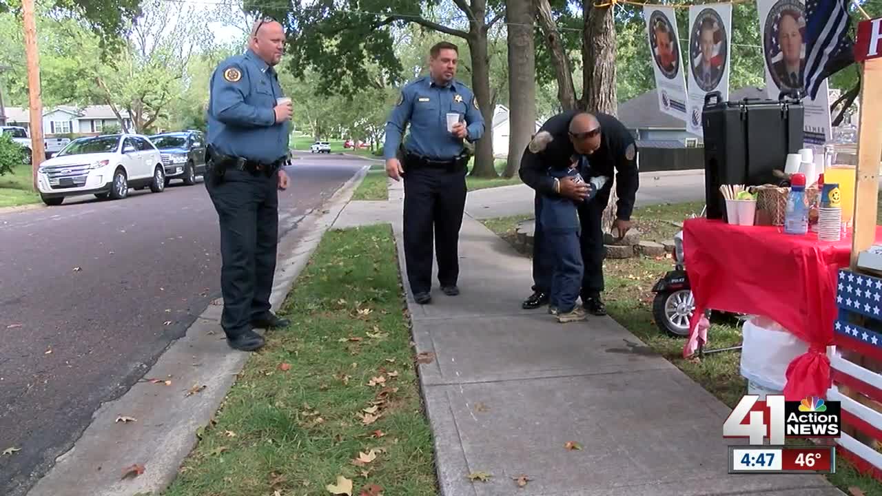 Chilly temperatures don’t stop ‘Officer Oliver’ from honoring fallen heroes