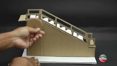 Science Projects Escalator Working Model 2