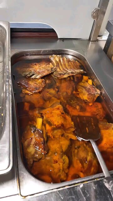 Your mouth is watering after seeing the delicious meat