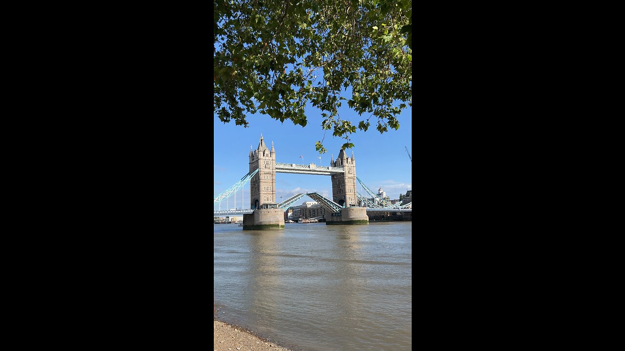 Tower bridge incline