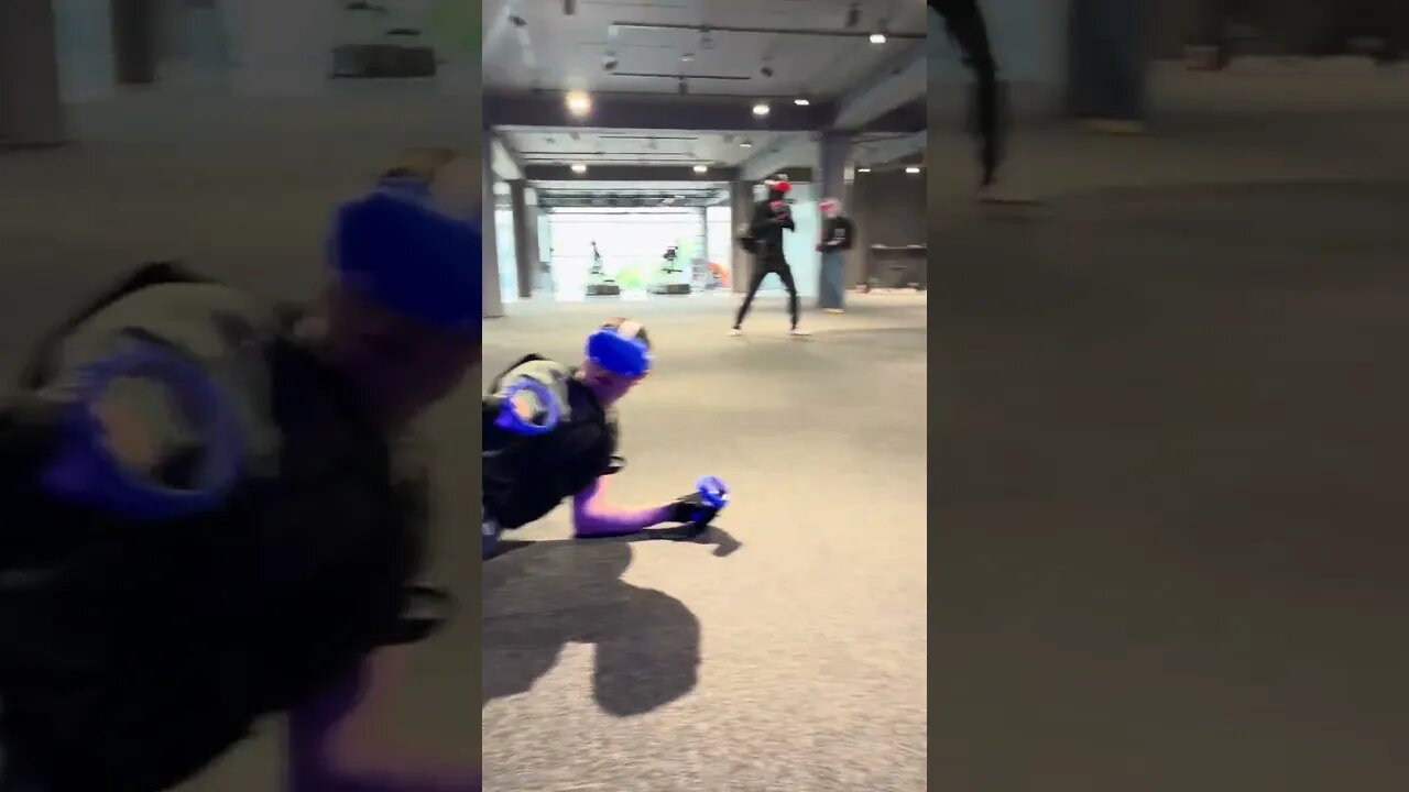 tiktok:unreal.md 🎮👾🕹️ #vr #vrclub #virtualreality #unrealvr #moldova #chisinau #vrarena 🖤 @unrealmd