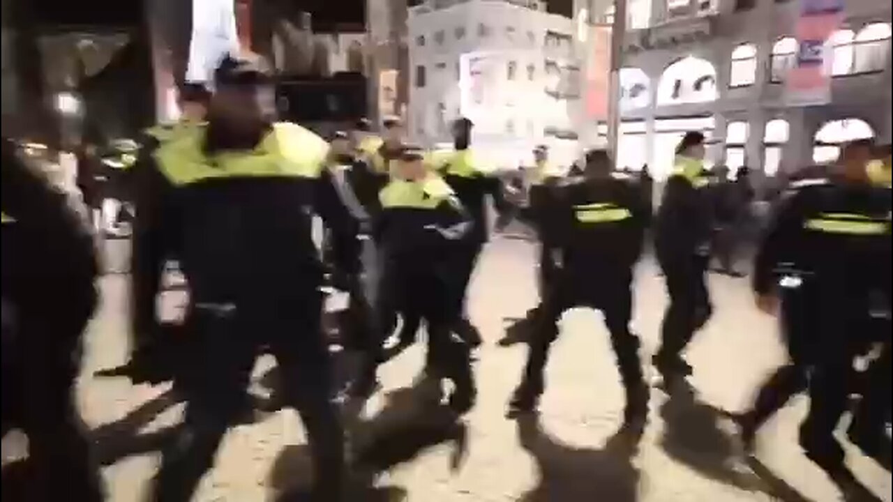 More chaos erupts in Amsterdam