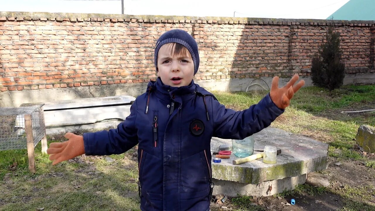 Городской мальчик - Чеченец. Приехал в гости в село