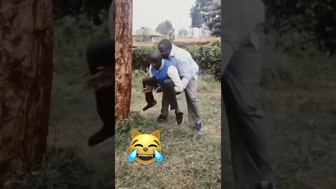 Why he do him like dat?? 😹😹😹 #shorts #viral #youtubeshorts #subscribe #reels #music #tiktok