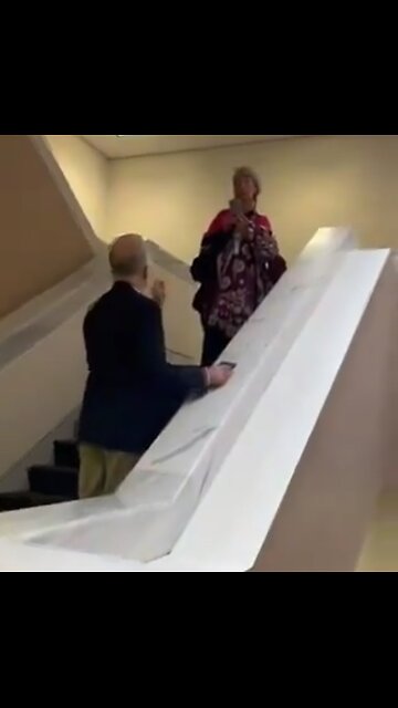 Sen Thom Tillis Confronts Pro-Hamas Protestor