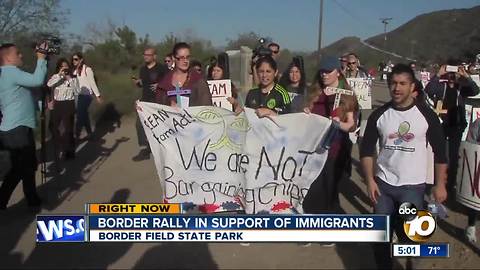 Border rally in support of immigrants