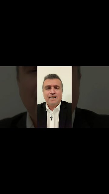 On Tucker Carlson Tonight at 8PM: Senator Papahatziharalambrous 🤣