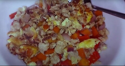 Quick and Easy Minced Chicken Scrambled Eggs