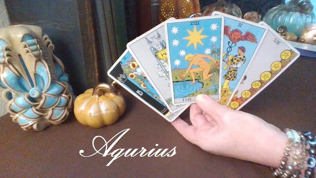 Aquarius ❤️ They Like To Look At Your Pictures Aquarius! FUTURE LOVE #TarotReading