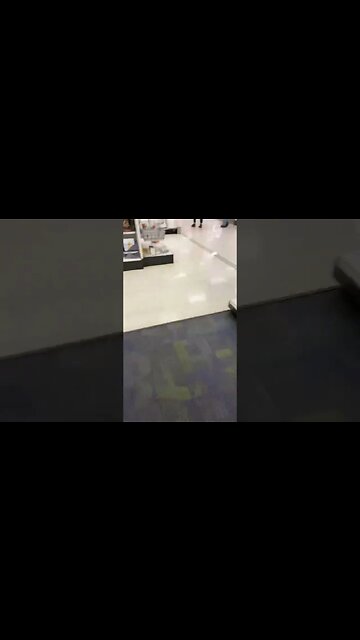 FNAF Sun Jumpscare IRL!😂😭 #fnaf #sun #shorts