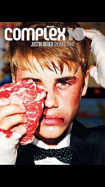 Was Diddy checking Justin Bieber for a wire? 😲😲😲