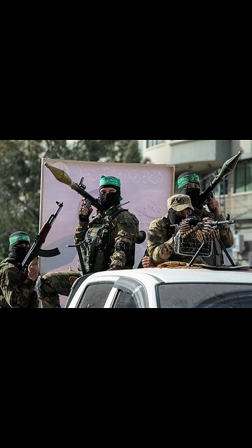 Militantes palestinos en uno de los asentamientos israelíes