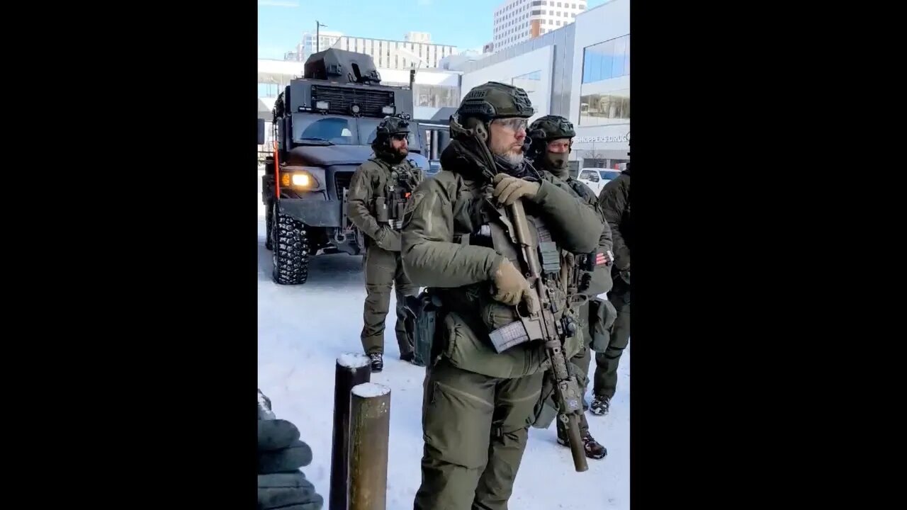 OTTAWA POLICE MILITARY GRADE WEAPONS