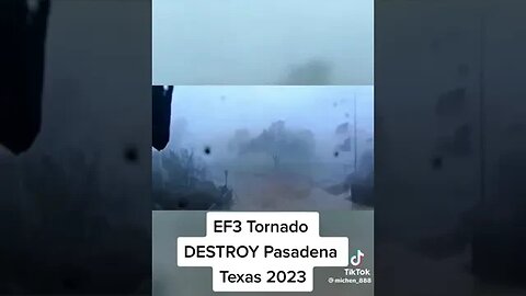 tornado 🌪️⛈️🌪️⚡ hope everyone was safe 🙏