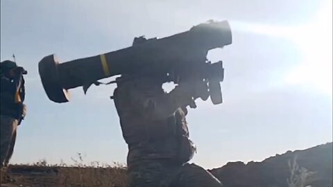 Pokrovsk : An FGM-148 Javelin operator destroys a Russian T-72B3