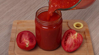 Homemade tomato sauce! Make it at home and never buy it from the supermarket again