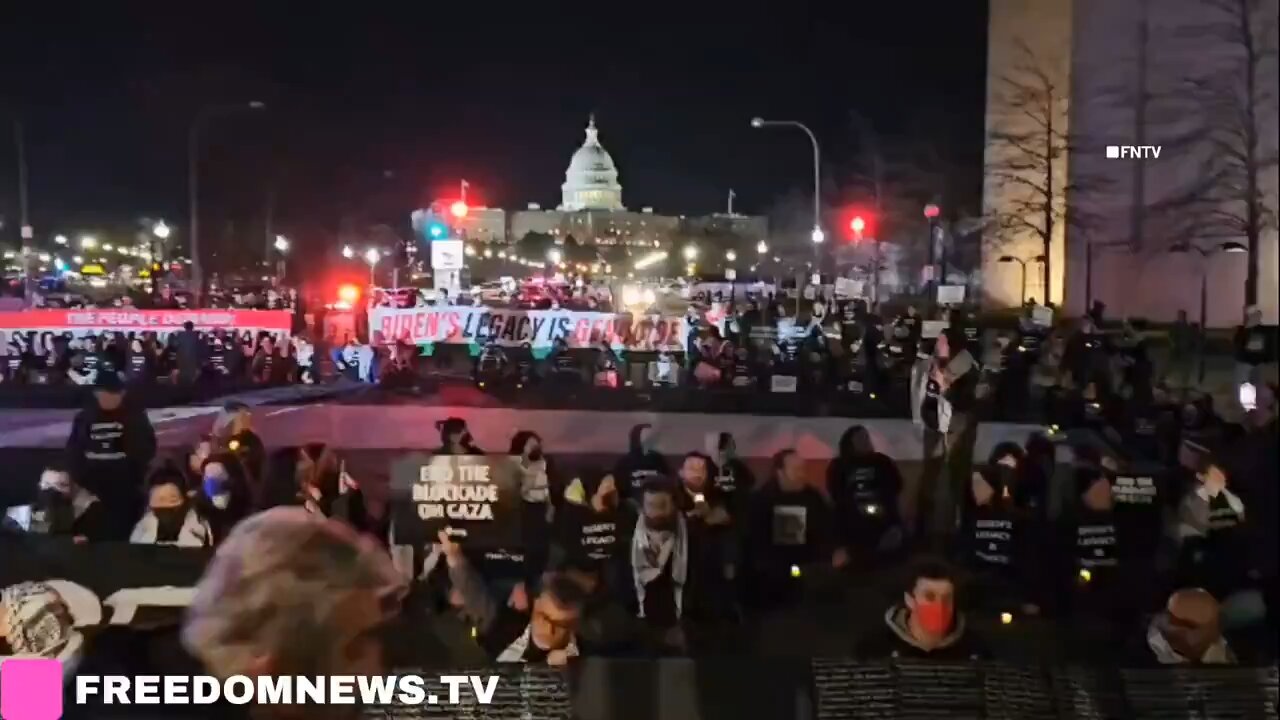 Pro-Palestine protestors block Bidens motorcade on his way to State of the Union Address