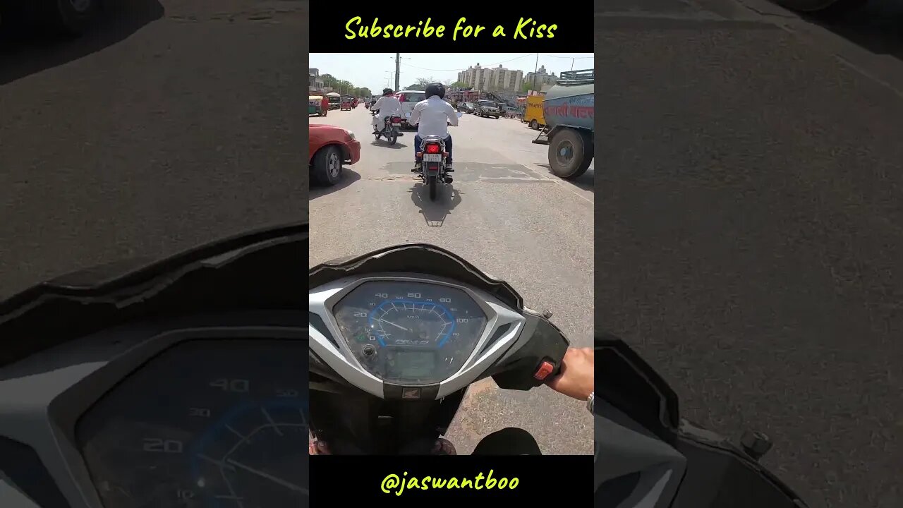 aise kon krta h yr #shorts #motovlog #jaswantboo
