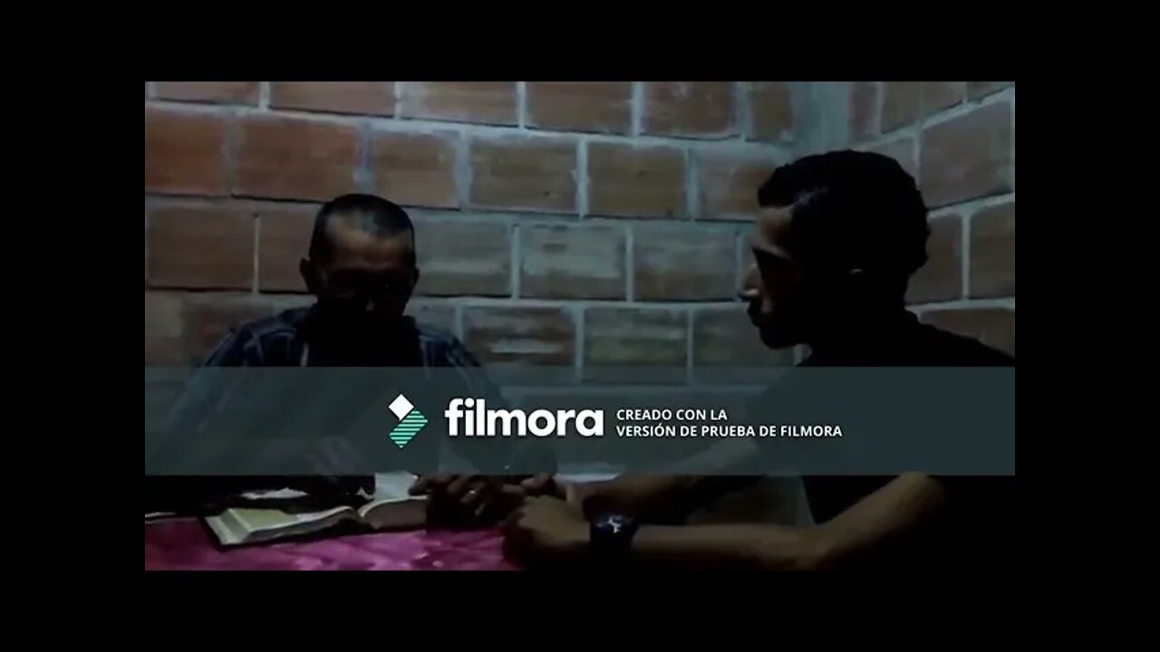 Joven Apologeta Carlos Amariles debate con Diácono pentecostal.