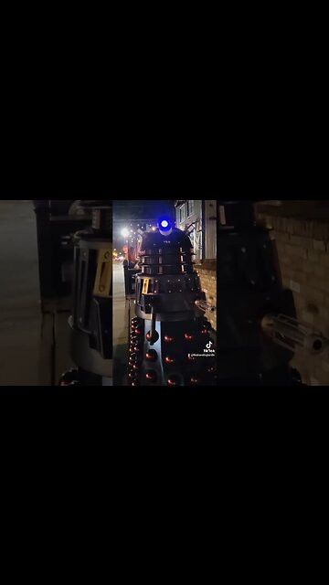 😱 #DALEK IS 🎶 #ARMEDANDDANGEROUS #ATLANTICSTARR 🎶 #DALEKHAL #TLTT #DOCTORWHO #SHORTS #SUBSCRIBE