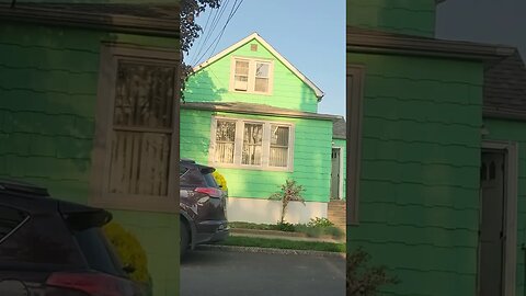 looking at strangers house !! green lime pannel