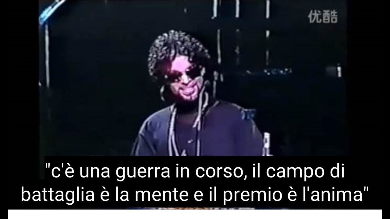 Nel 1999, Prince ci mise in guardia su Internet e sulla battaglia per l'anima