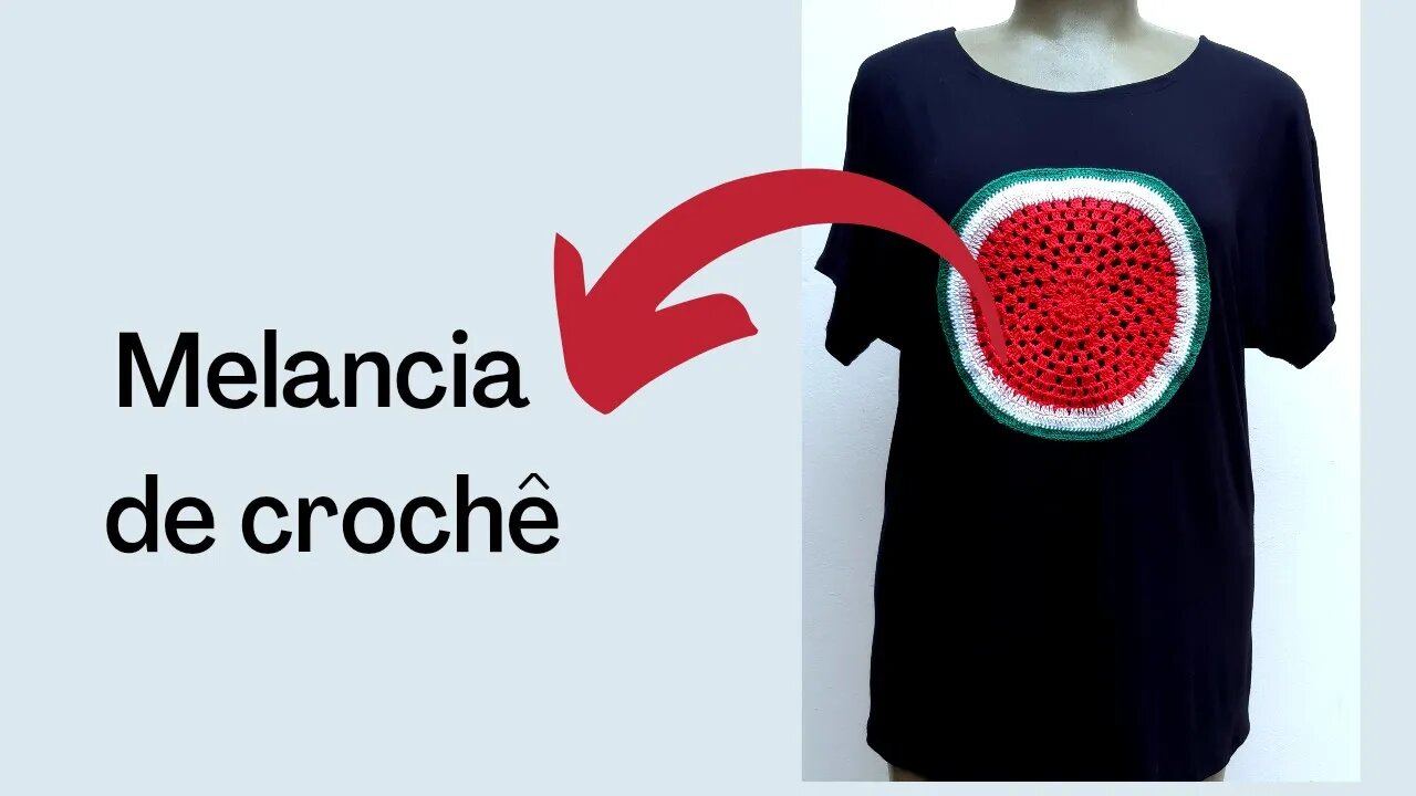 Blusa com aplique de crochê melancia