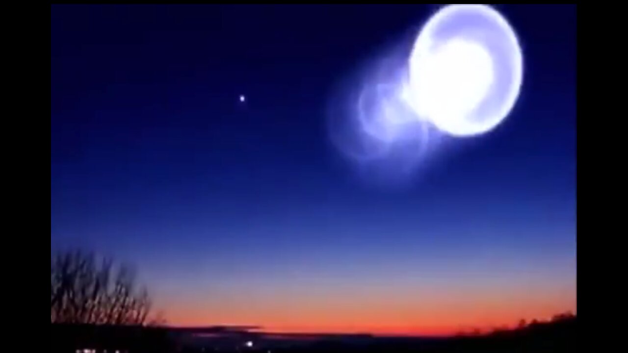UFO goes through a Stargate - Filmed in Western Canada