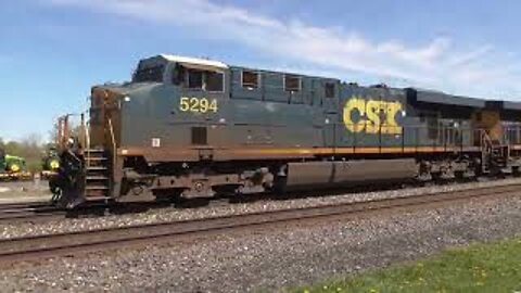 NS and CSX Train Meet from Berea, Ohio May 7, 2022