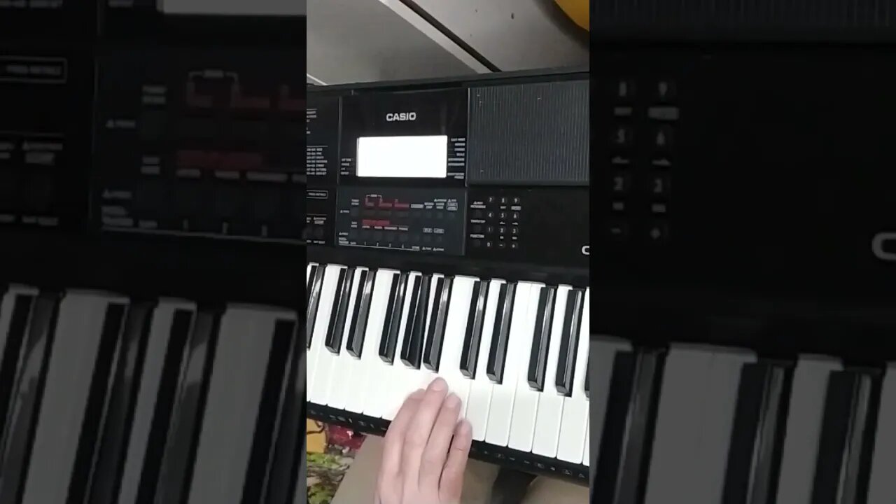 Aleluia em um teclado Casio CT X700