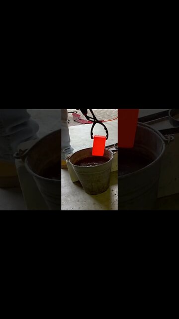 🔥BIG #copper #ingot #pour #quench 🔥💦