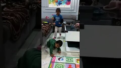 #shorts #ytshorts #viral #little #cute bhechara chota baccha 😄😍🥰