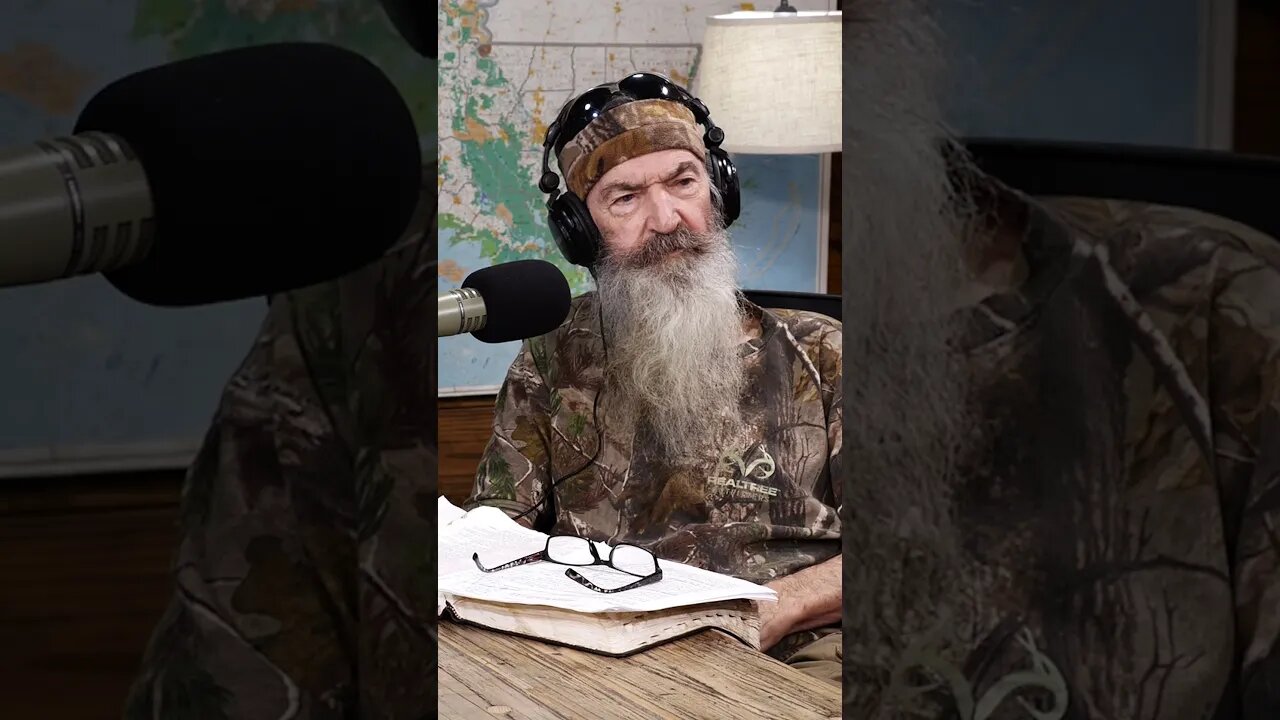 Phil Robertson: If You Feed Them Free Fried Fish, They'll Come