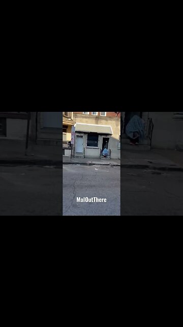 Being Homeless In Winter 2022 ( Streets of Philadelphia Kensington )