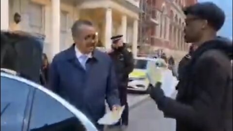WHO Dr Tedros is in the UK this week, he was confronted by some supporters 😉