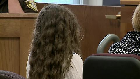 Slender man suspect Anissa Weier takes plea deal