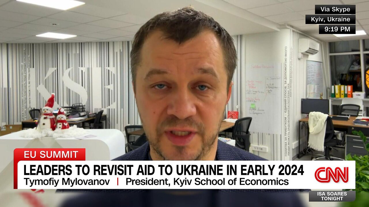 Former Minister: Ukraine "cannot fight with sticks"... [Me: Give them shovels]