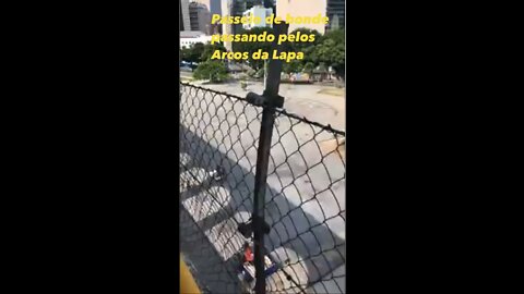 Passeio de bonde nos Arcos da Lapa