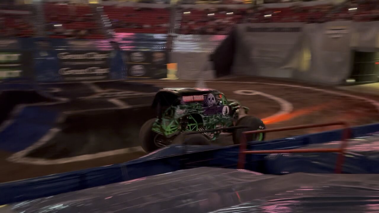 Monster Jam ‘23 Grave Digger