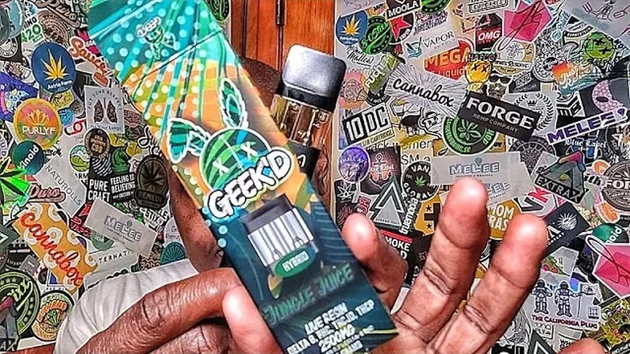 GEEK’D EXTRACTS – JUNGLE JUICE – DELTA 8+PHC+THCJD+THCP – LIVE RESIN DISPOSABLE – HYBRID