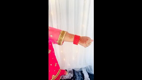 Gulabi suit