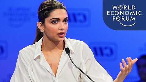 Deepika Padukone Tackles Mental Health Stigma | India Economic Summit 2017